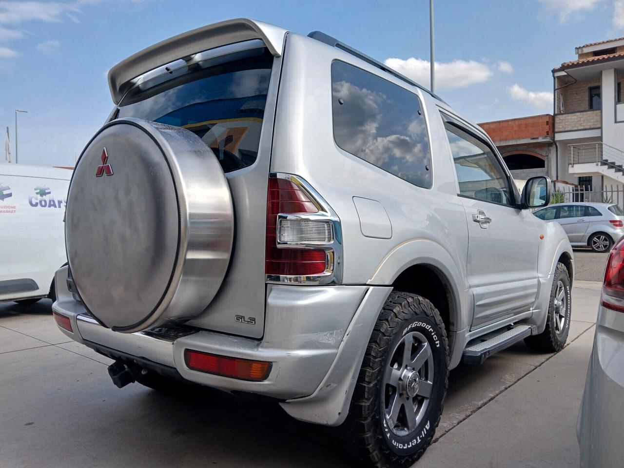 MITSUBISHI Pajero 3.200 DI-D 160cv 3p. GLS1