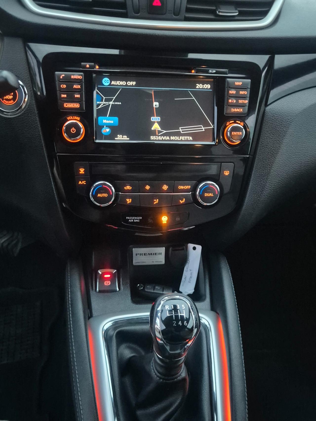 Nissan Qashqai 1.6 dCi 2WD Acenta Premium