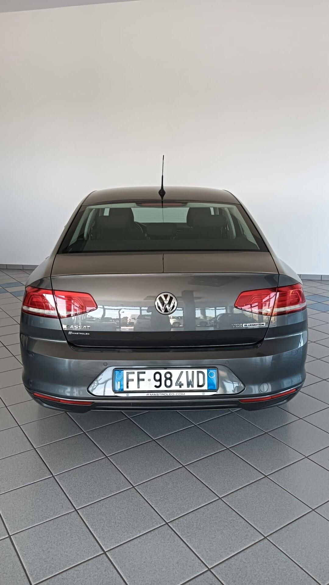 Volkswagen Passat 1.6 TDI Trendline BlueMotion