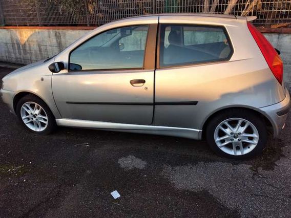 Fiat Punto 1.2i 16V cat 3 porte Sporting