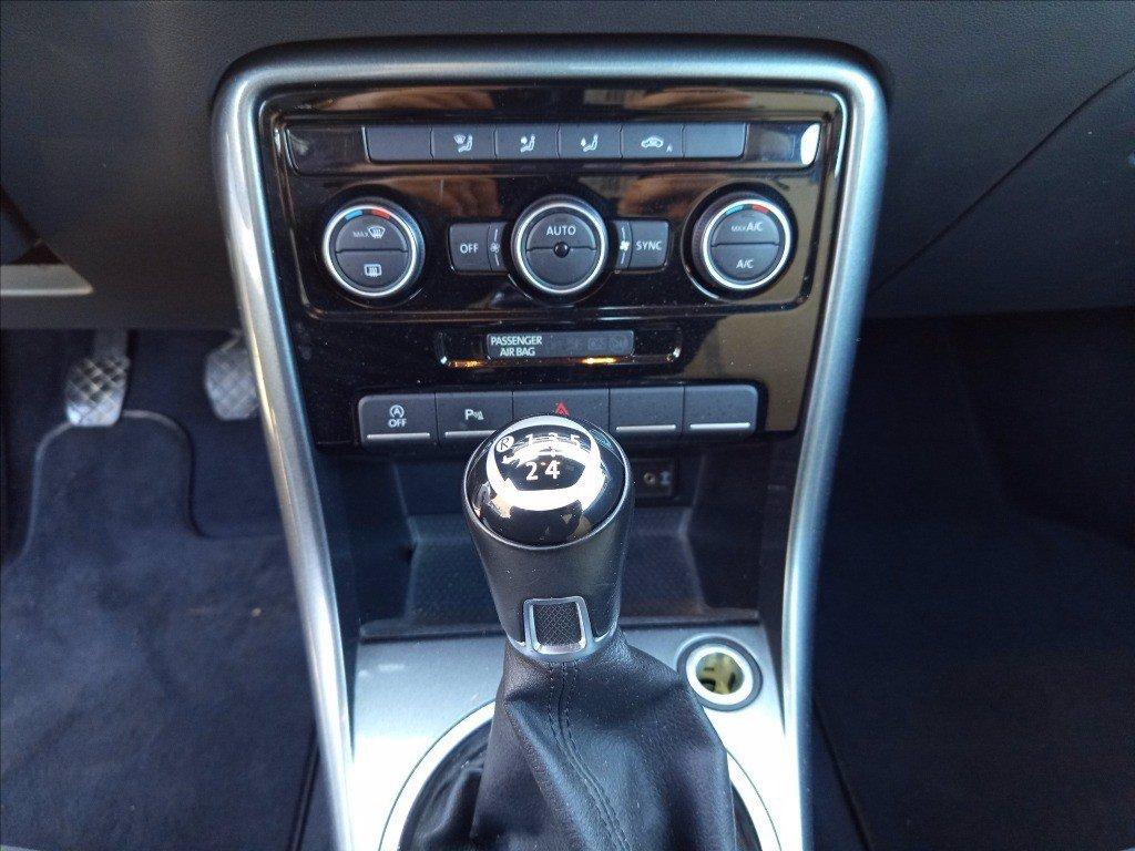 VOLKSWAGEN Maggiolino Cabrio 2.0 tdi Design 110cv del 2017