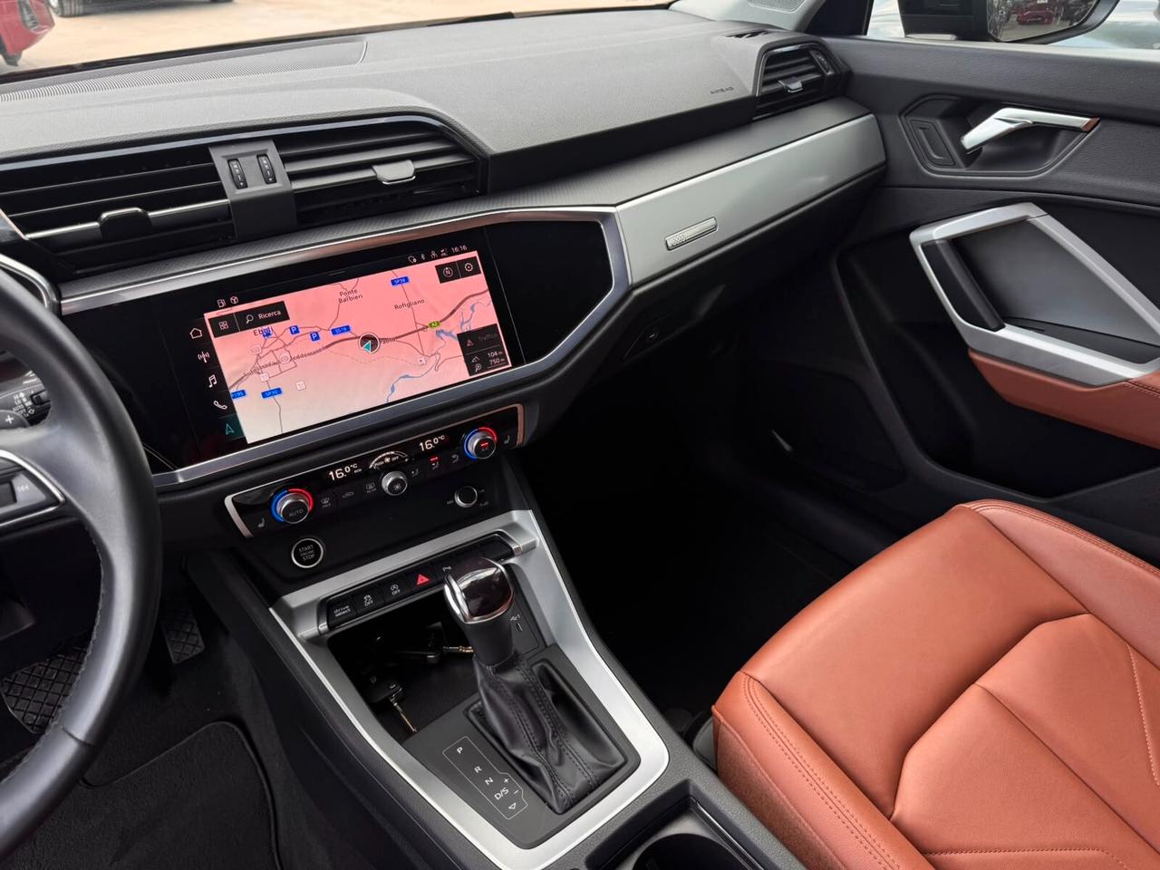 Audi Q3 SPB 35 TDI quattro S tronic Identity Black