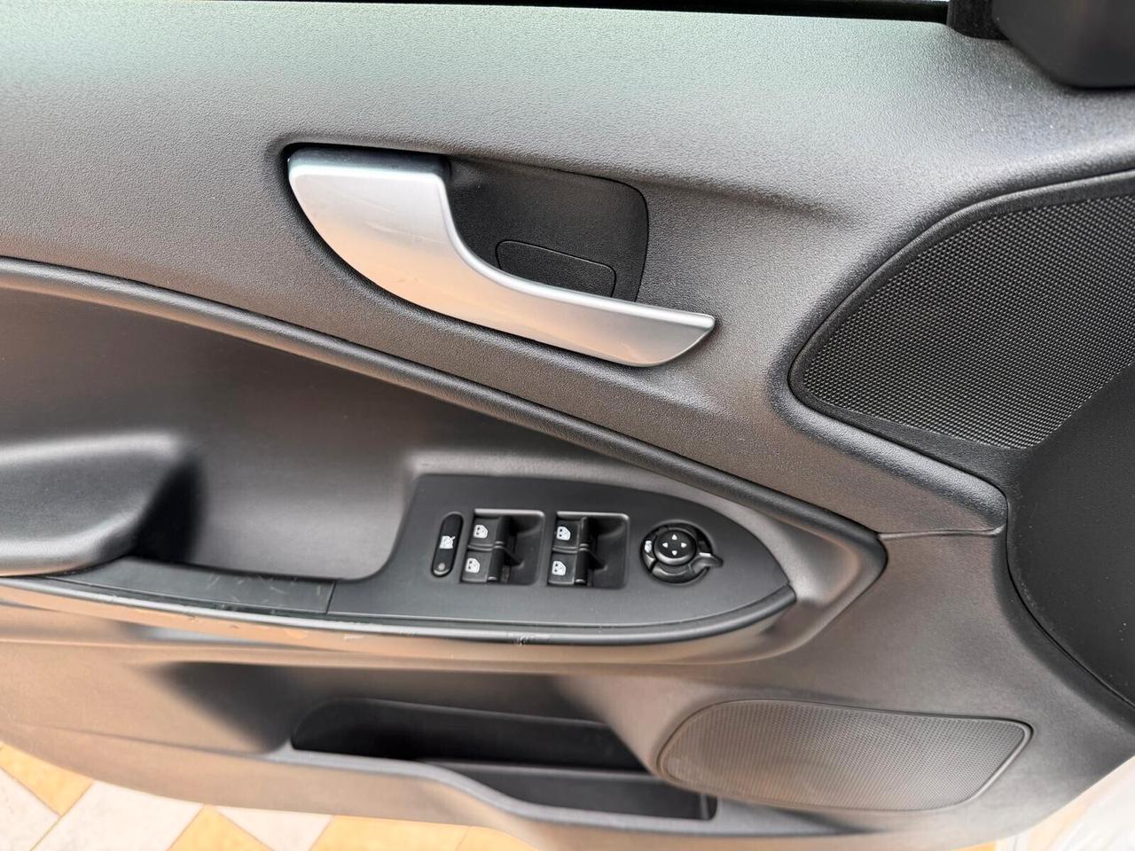 Alfa Romeo Giulietta 1.6 M.JET 120 cv. SUPER (Pack Sport)