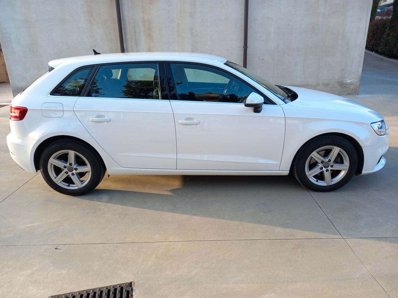 Audi A3 SPB 30 TDI Sport 12/2018