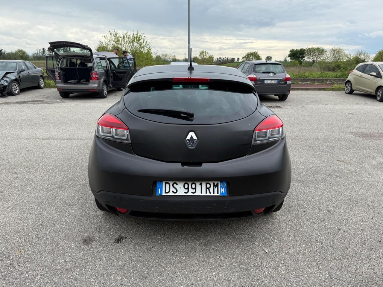 Renault Megane Mégane Coupé 1.9 dCi 130CV Luxe