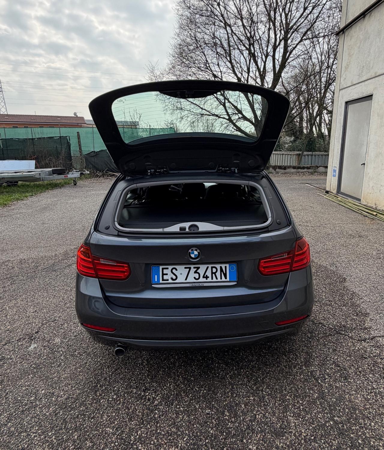 Bmw 320 320d xDrive Luxury