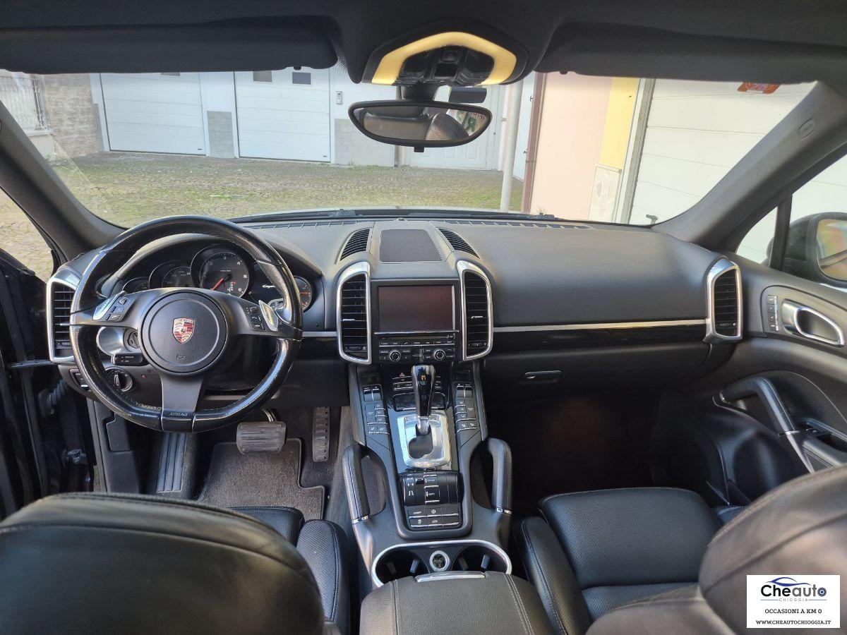PORSCHE - Cayenne - 3.0 Diesel