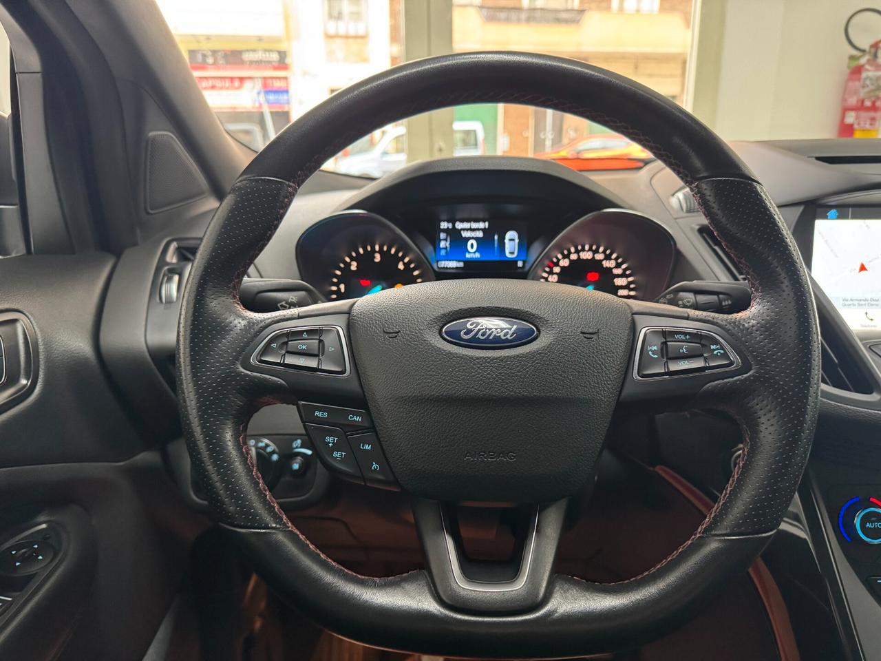 Ford Kuga ST-Line / 1.5 TDCI 120 CV / Diesel /56000km