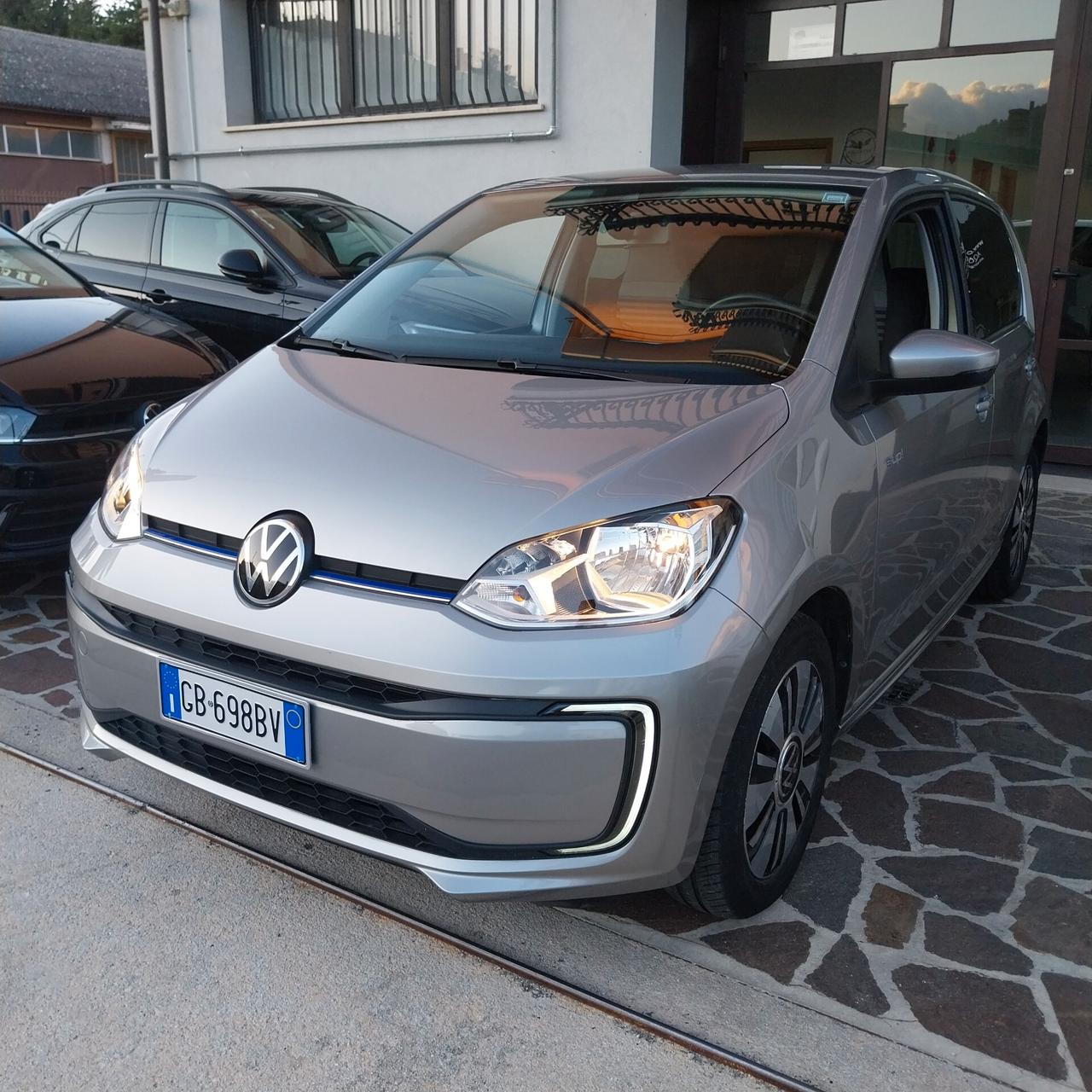 Volkswagen up! e-up! 82 CV
