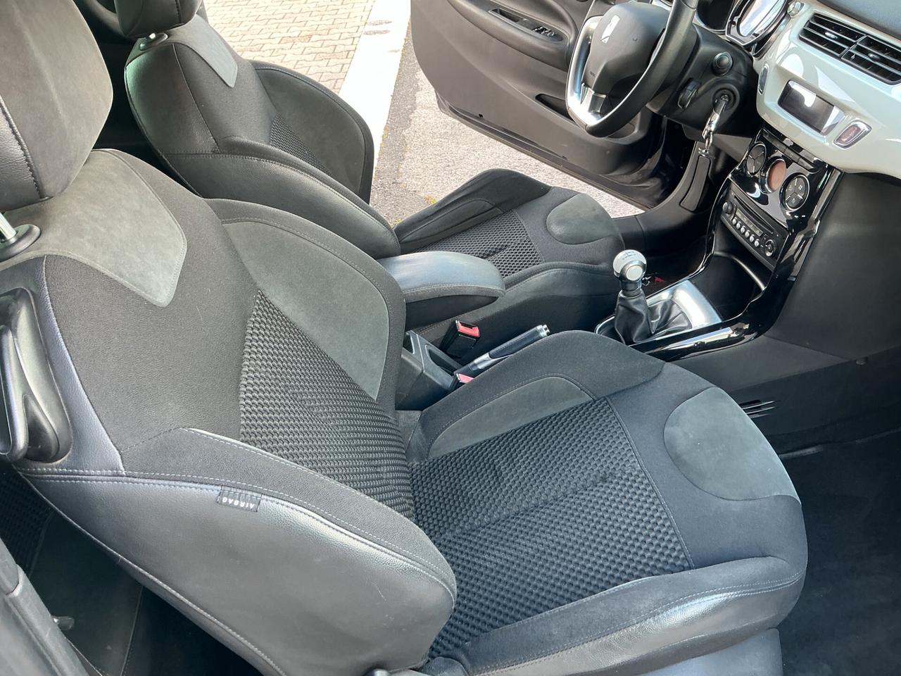 ds3 BlueHDi 100 S&S Sport Chic