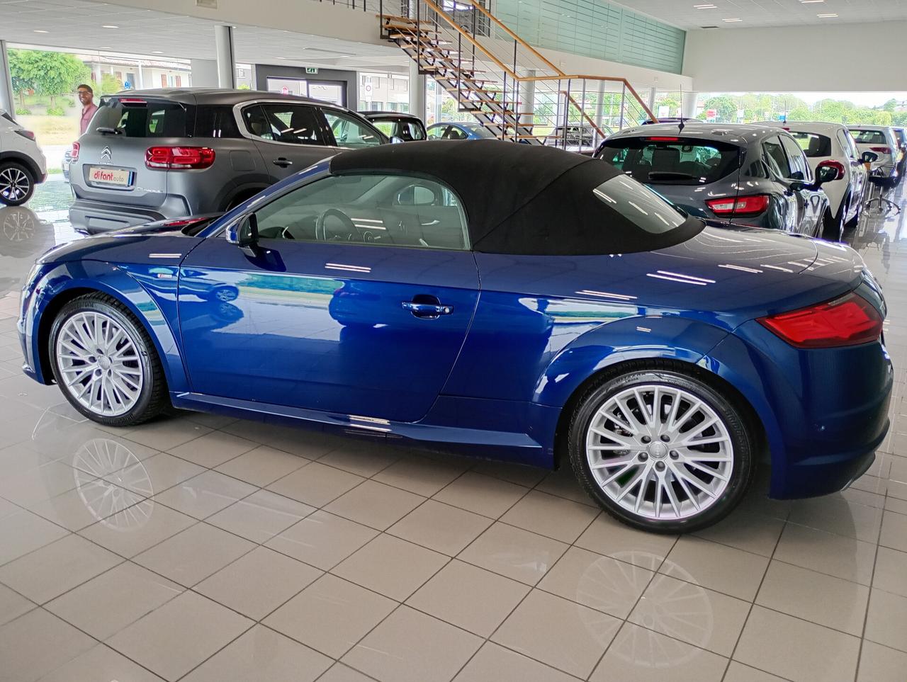 Audi TT Roadster 2.0 TFSI S line