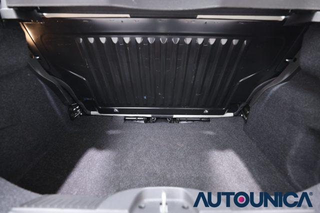 FIAT 500 1.0 HYBRID DOLCEVITA TETTO PANORAMICO NEOPATENTATI