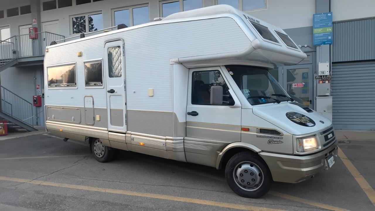 Laika Ecovip 5L serie oro IVECO DAILY Patente B