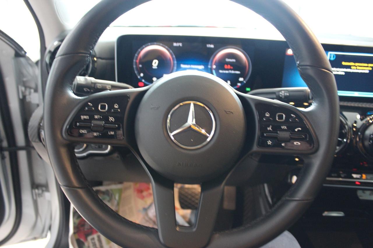Mercedes-benz A 180 .