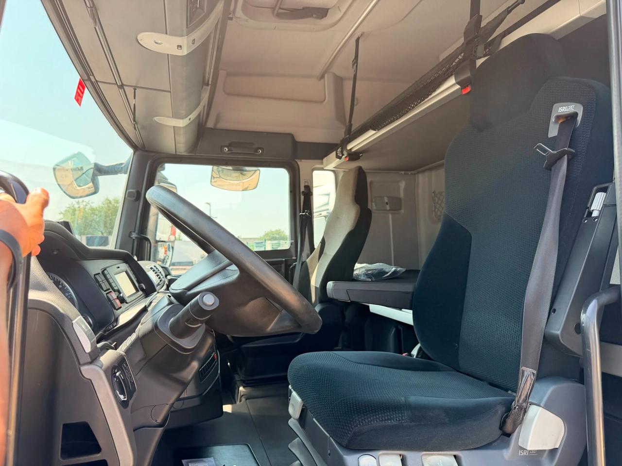 Man TGX 18.480 EURO 6 2017 in ADR completo