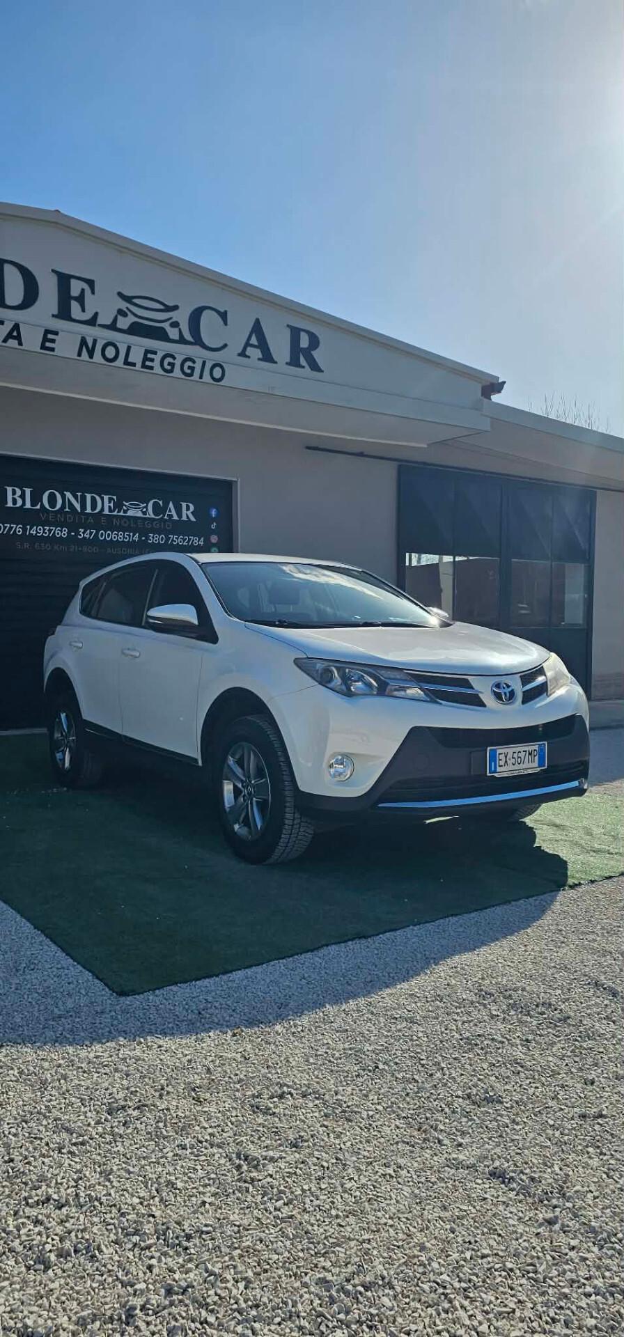Toyota RAV 4 RAV4 2.0 D-4D 4WD Lounge Solo 99.000km