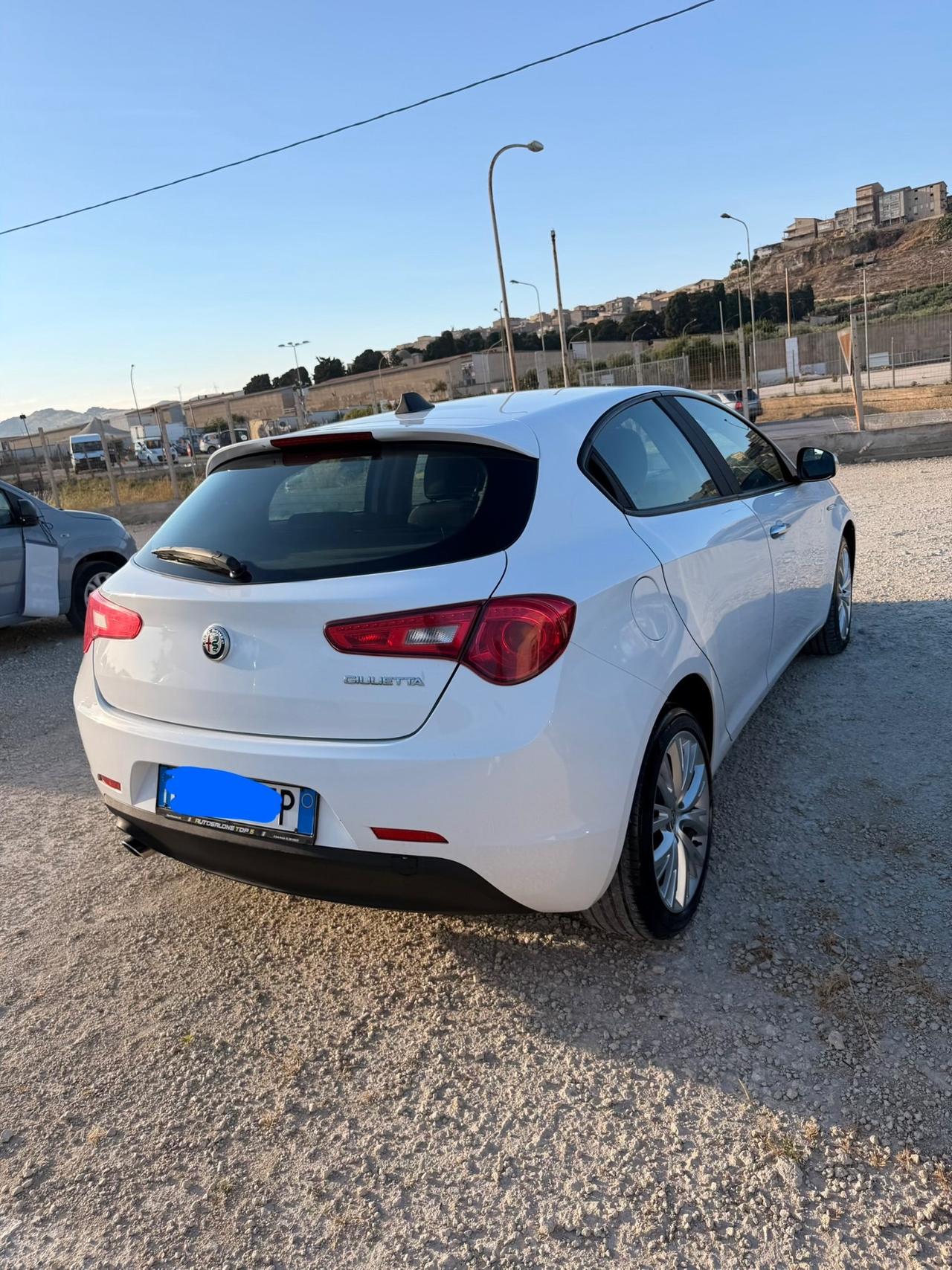Alfa Romeo Giulietta 1.6 JTDm 120 CV anno 2017