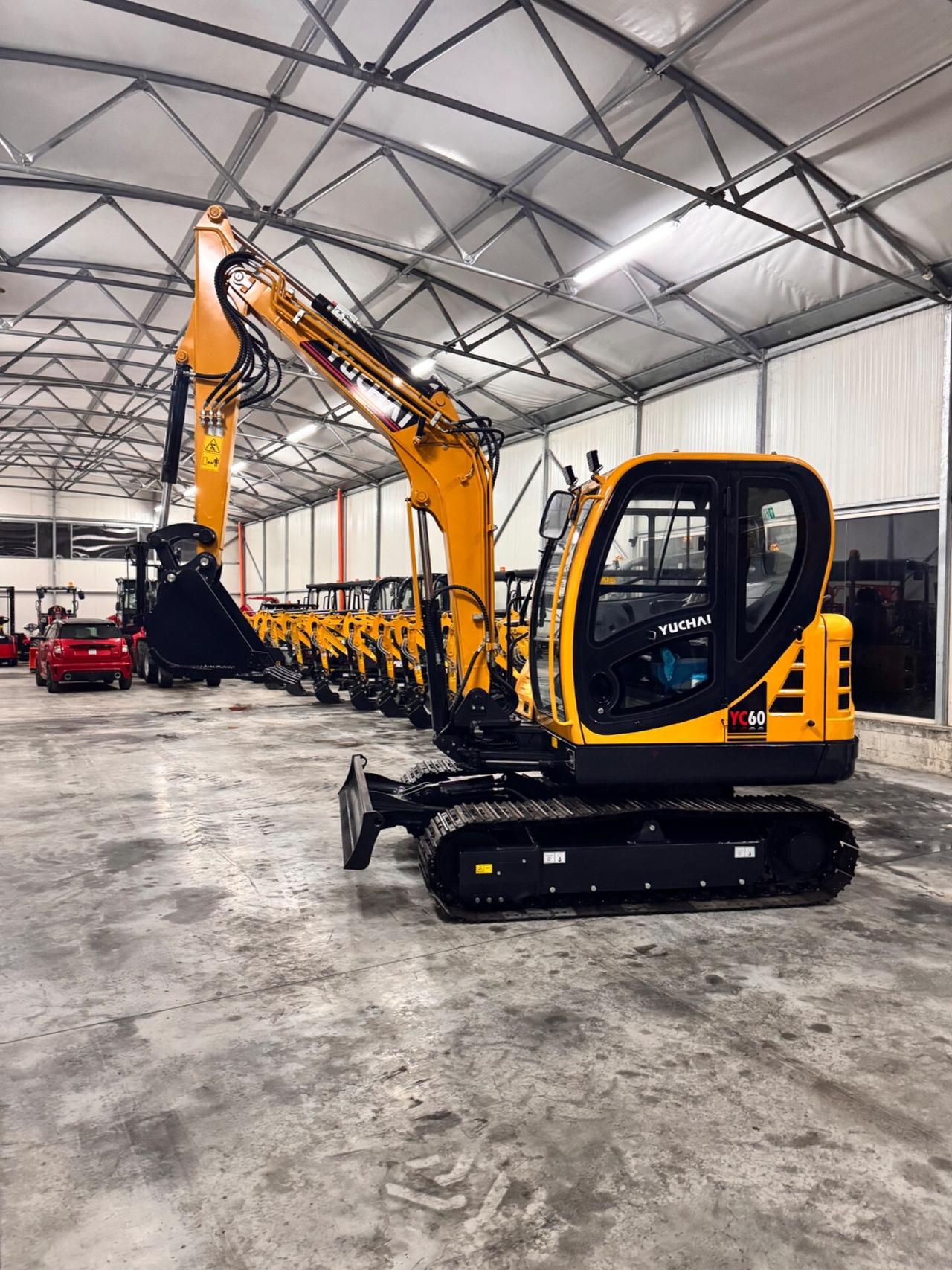 Miniescavatore Yuchai YC60 nuovo
