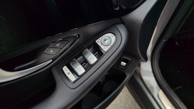 MERCEDES-BENZ GLC 250 d 4Matic Sport