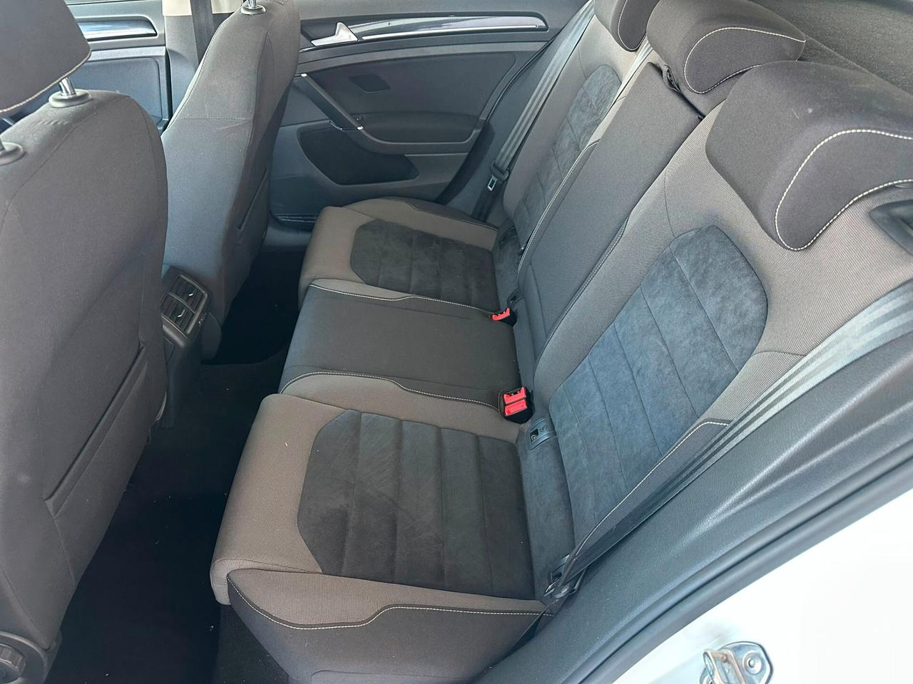 Volkswagen Golf 1.4 TGI 2014