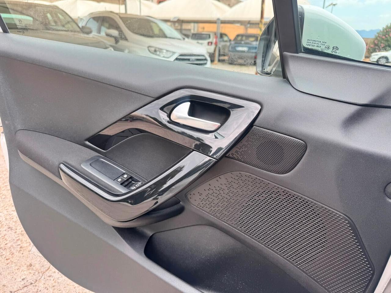 Peugeot 208 1.2 VTi 82 CV 5 porte Active