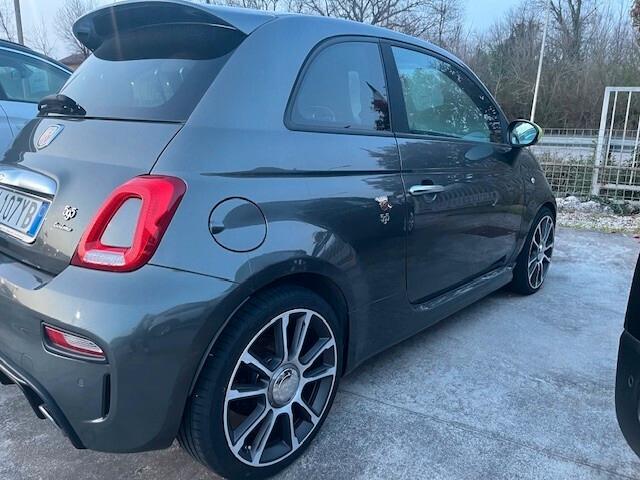 Abarth 595 1.4 Turbo T-Jet 165 CV Turismo