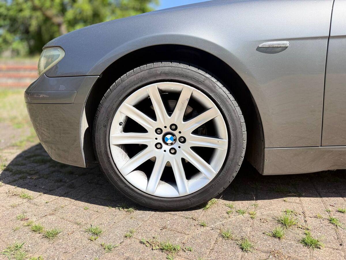 BMW Serie 7 E 65-66 745i