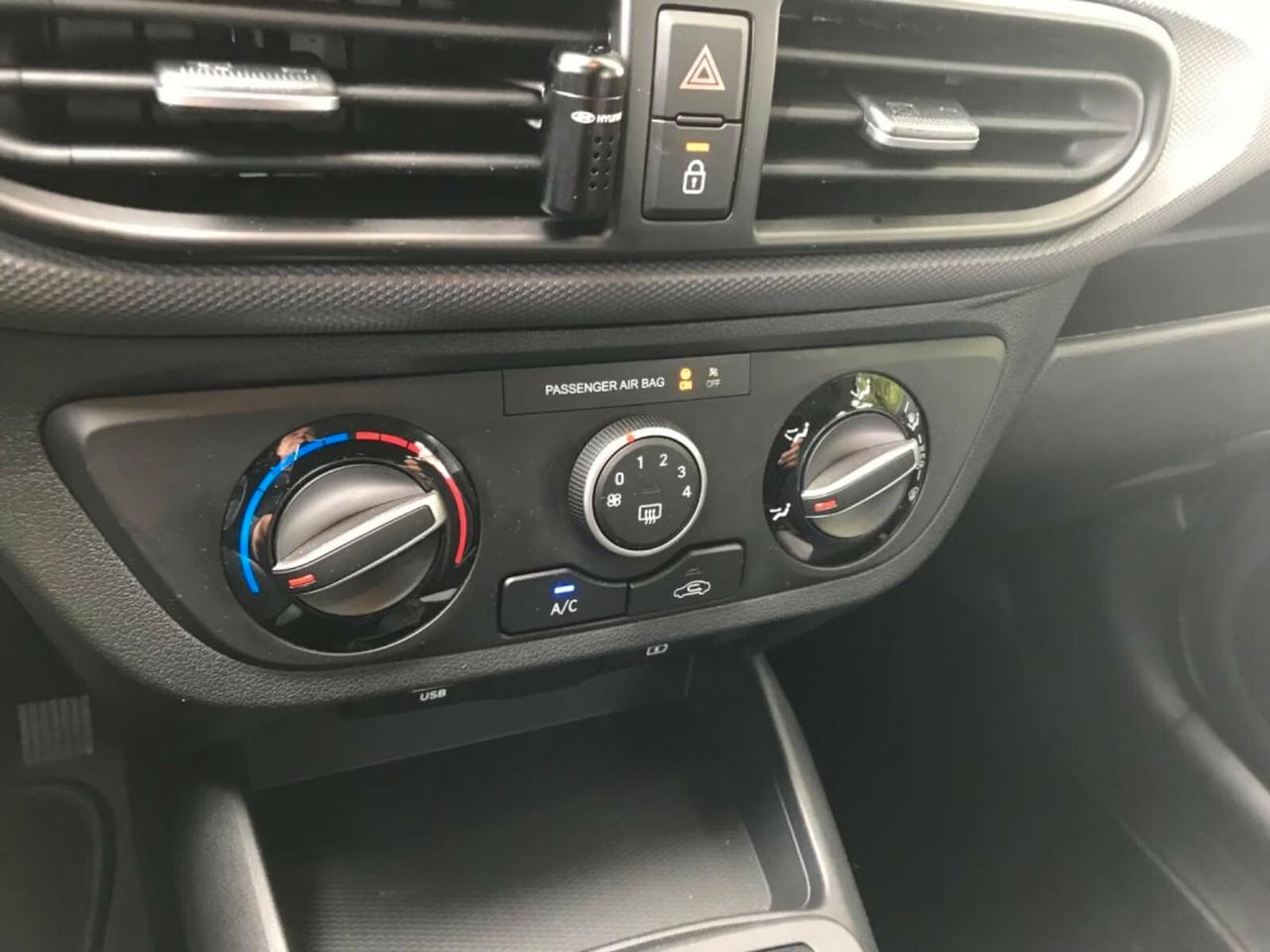 Hyundai i10 1.0 MPI select