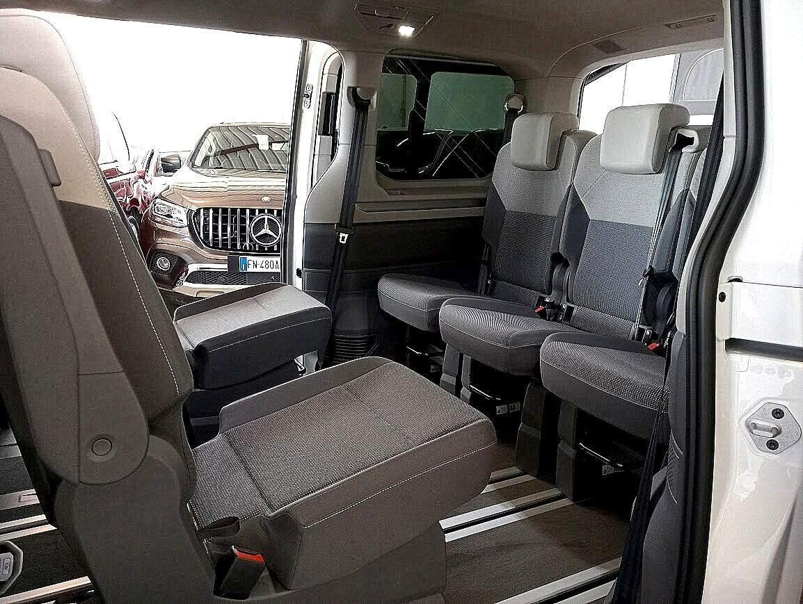 Volkswagen T7 Multivan TDI LIFE DSG MATRIX IQLIGHT 19" GANCIO VIS A VIS