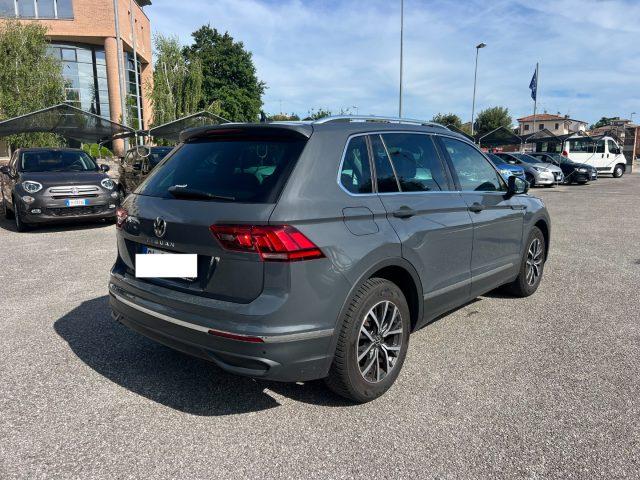 VOLKSWAGEN Tiguan 2.0 TDI SCR Life UNICO PROPRIETARIO KM TAGLIANDATI