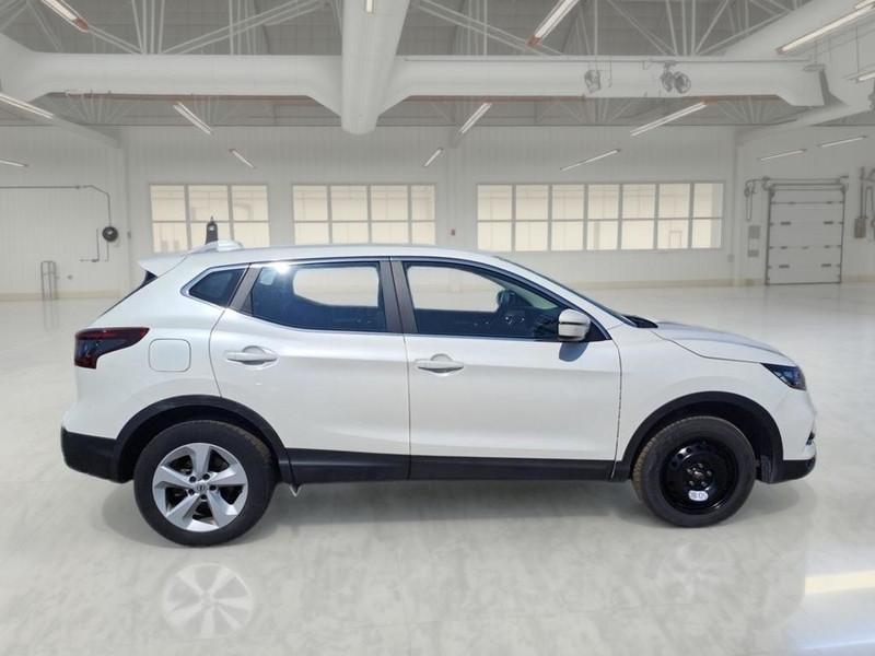 NISSAN QASHQAI 1.3 DIG-T 140 Business