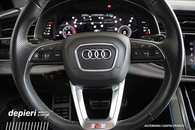 Audi Q8 50 TDI quattro tiptronic Sport -MHEV