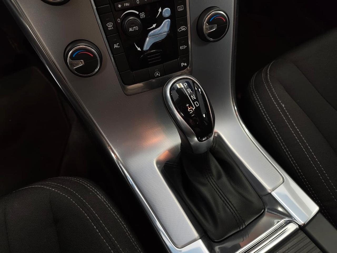 Volvo XC60 D3 Geartronic EURO6 UNICO PROP