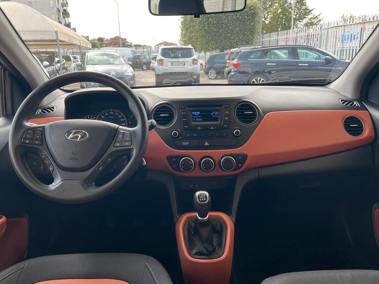 Hyundai i10 1.2 MPI Sound Edition