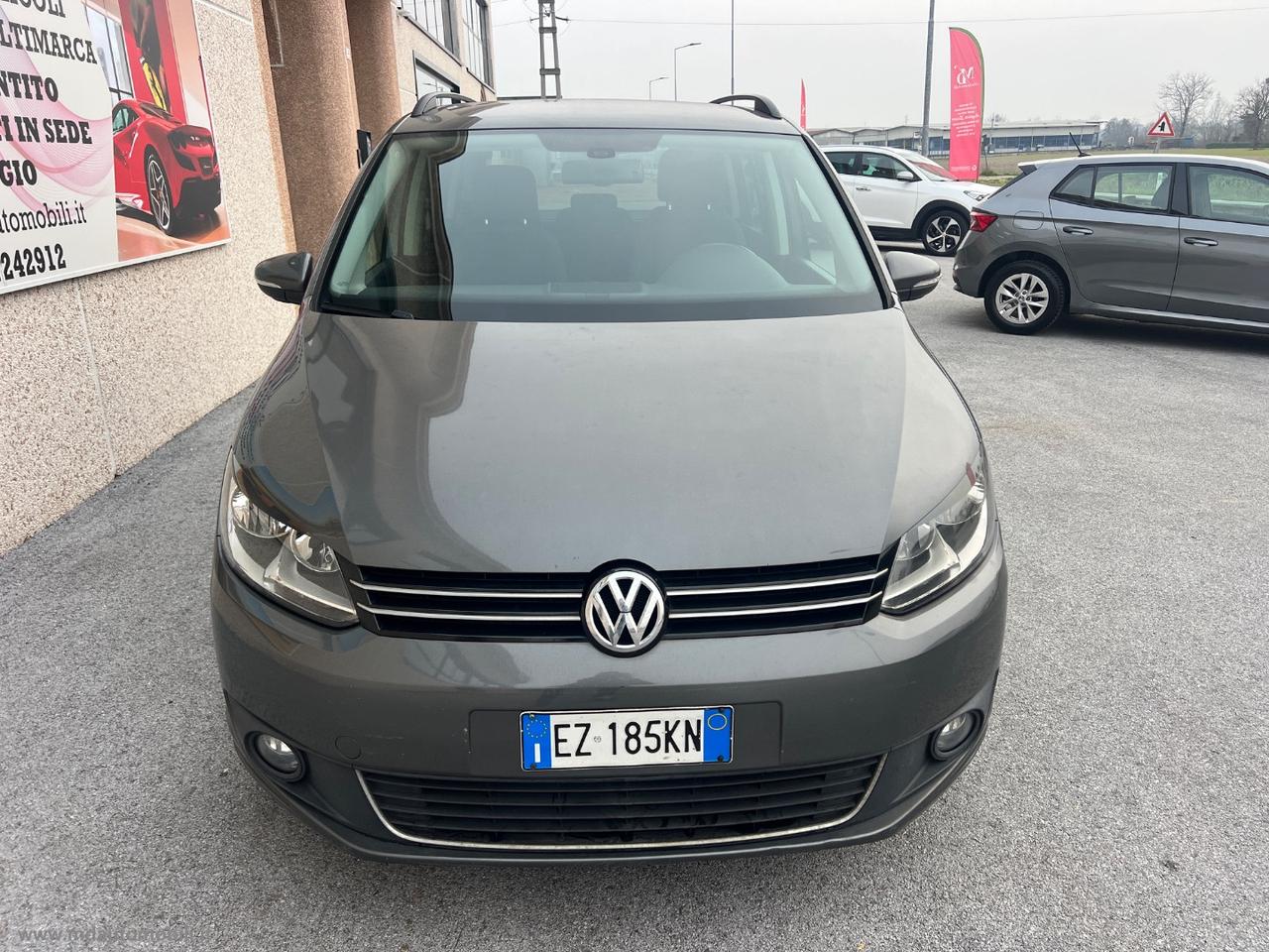 VOLKSWAGEN Touran 1.6 TDI DSG Comfortline 7 POSTI TAGLIANDI VW