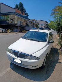 Lancia Y 1.2 fire in buone condizioni gommata e aria condizionata