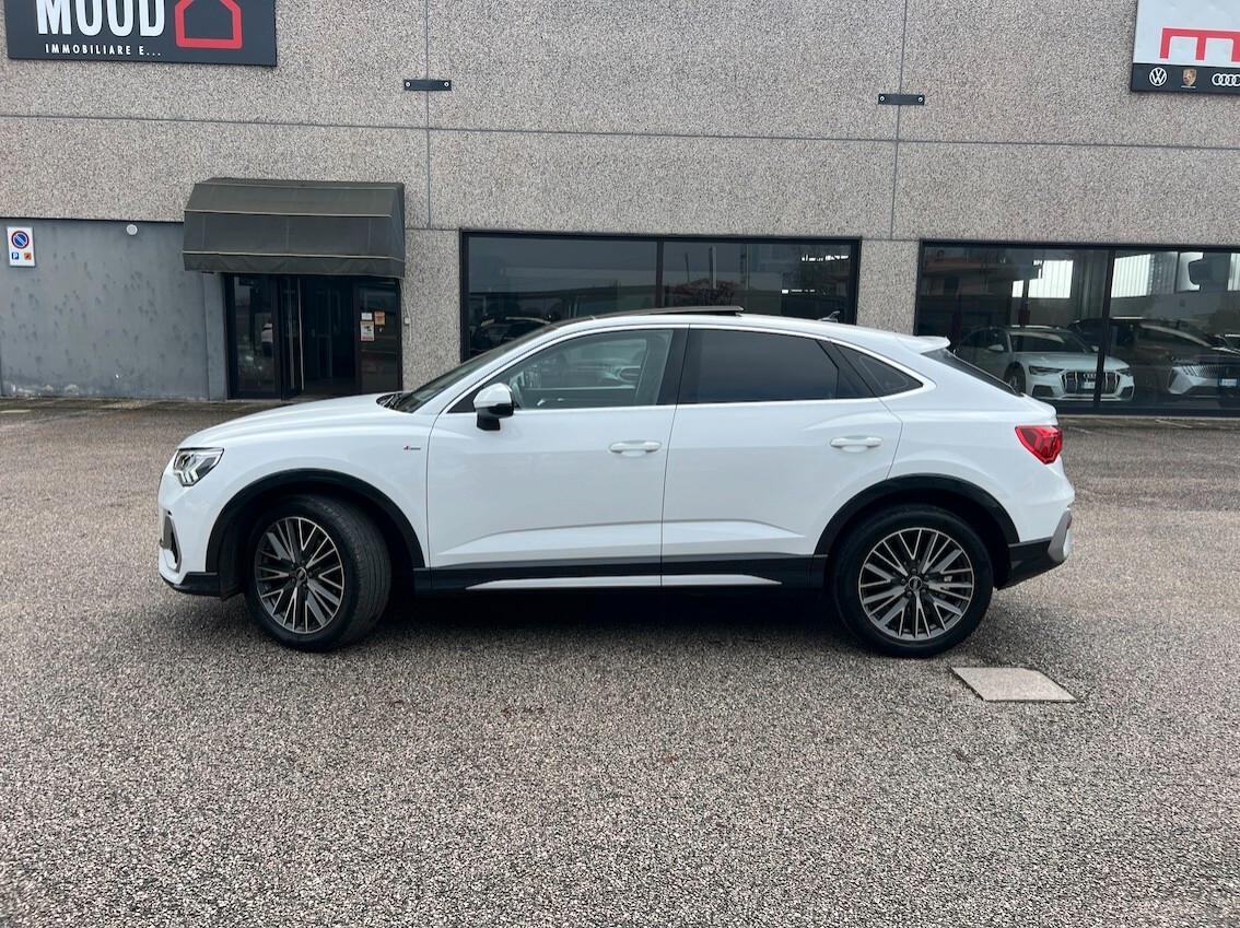 Audi Q3 SPB Sportback 35 2.0 tdi S line s-tronic Tetto Ap.
