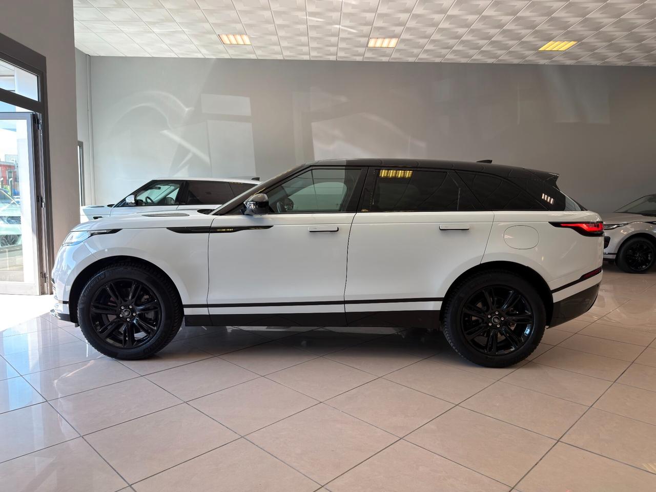 Land Rover Range Velar 2.0 I4 PHEV 404 CV R-Dynamic SE