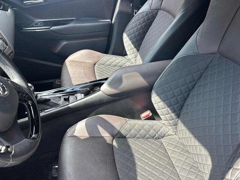 Toyota C-HR Hybrid 1.8H (122CV) E-CVT Lounge