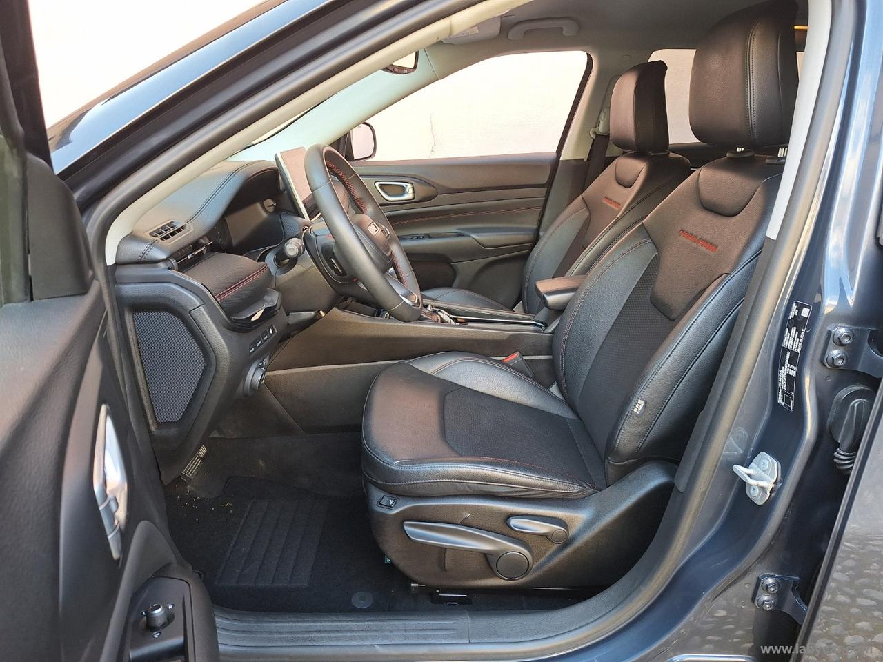 JEEP Compass 1.3 T4 240CV PHEV AT6 4xe TRAILHAWK