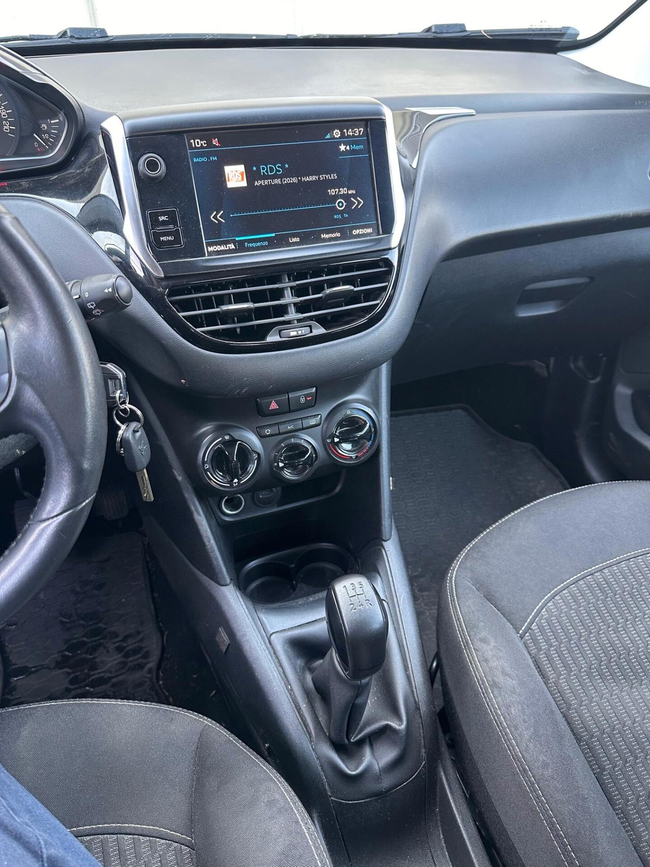 Peugeot 208 PureTech 82 5 porte Allure