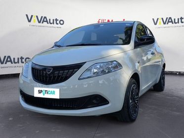 Lancia Ypsilon 1.0 FireFly 70cv Hybrid Silver Plus