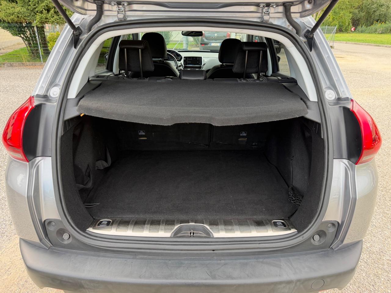 Peugeot 2008 1.6HDI Allure PREZZO 8200€