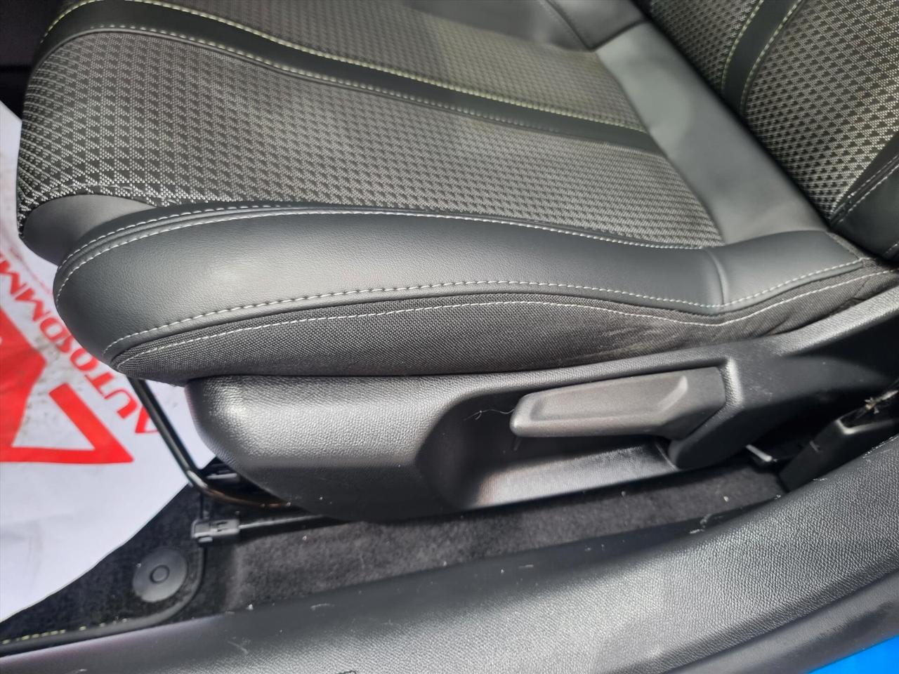 Peugeot 208 PureTech 100 Stop&Start EAT8 5 porte GT Line