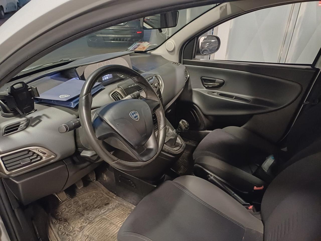 Lancia Ypsilon 1.3 MJT 16V 95 CV 5 porte S&S Gold