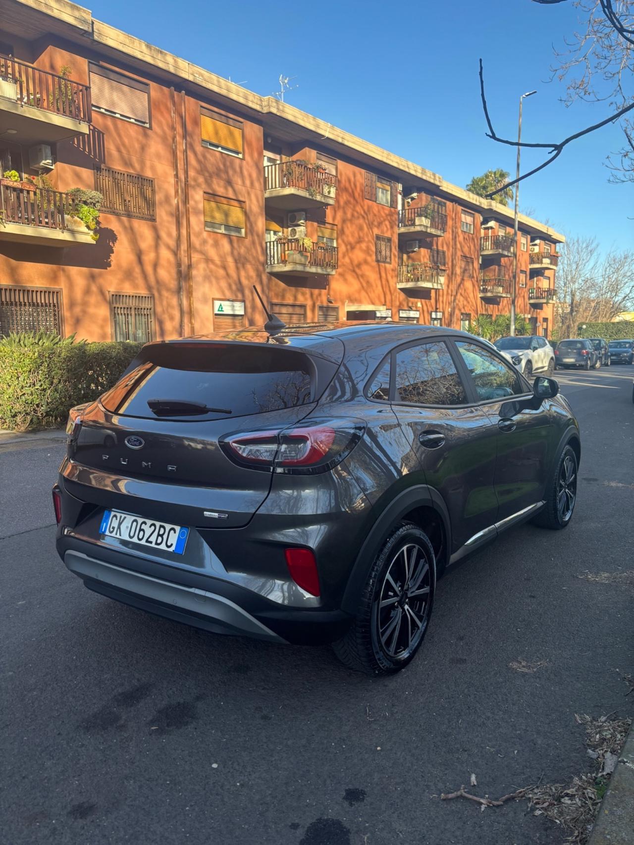 Ford Puma 1.0 EcoBoost Hybrid 125 CV Titanium automatica