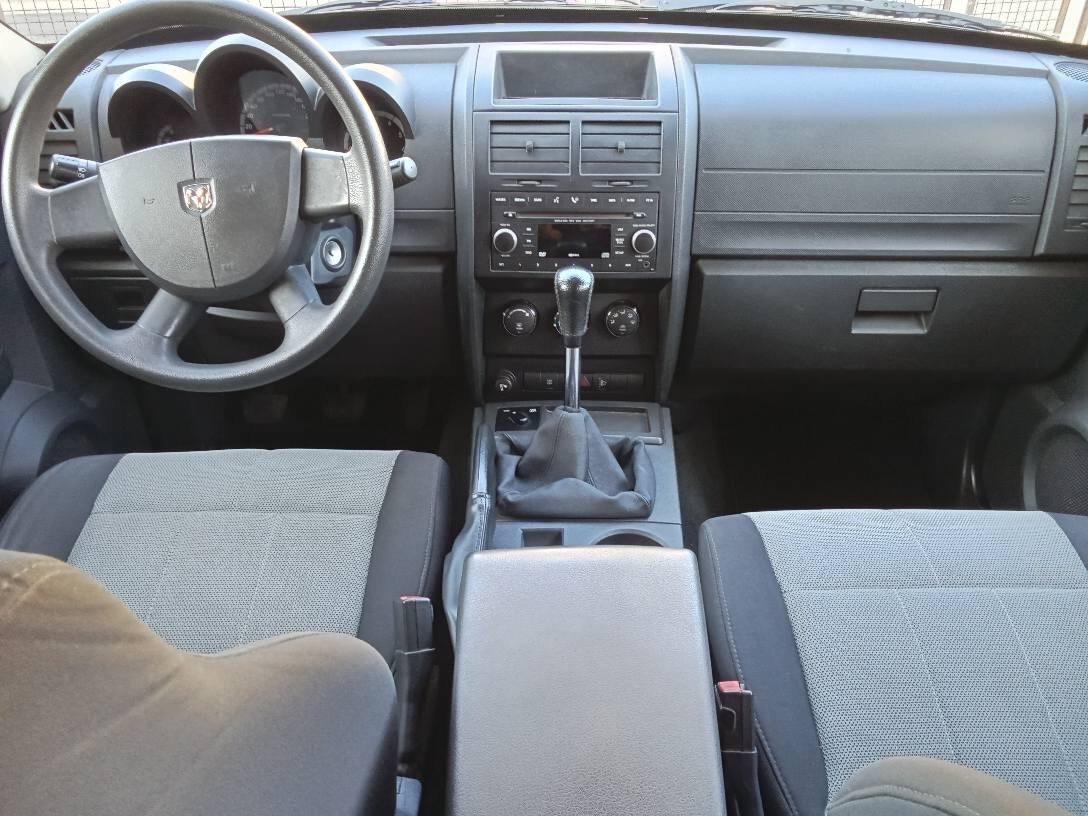 Dodge Nitro 2.8 CRD SXT 4WD Auto