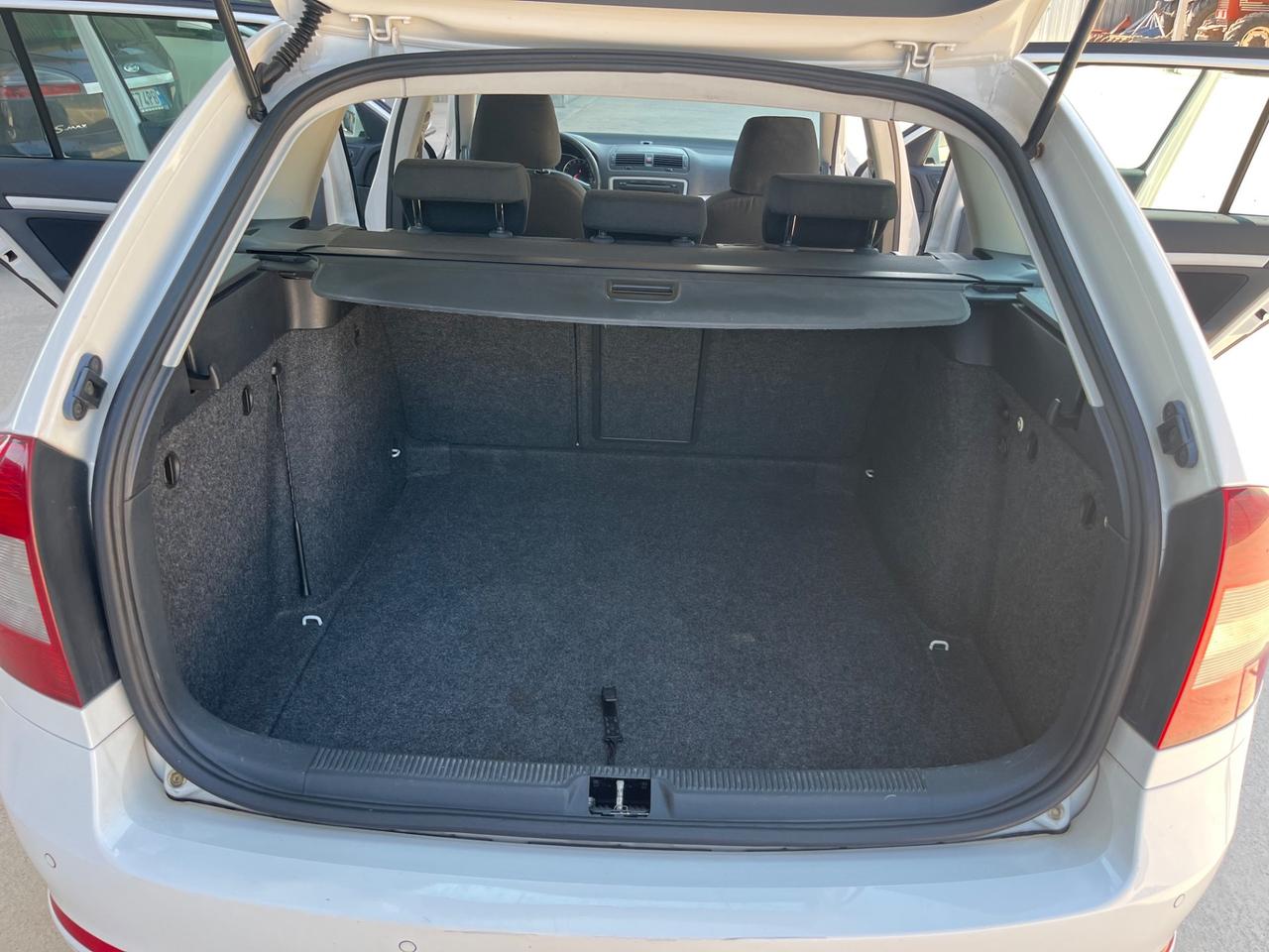 Skoda Octavia 1.6 TDI CR F.AP. Wagon Ambition
