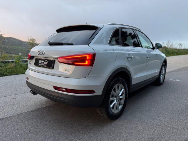 AUDI Q3 2.0 TDI 150 CV Business