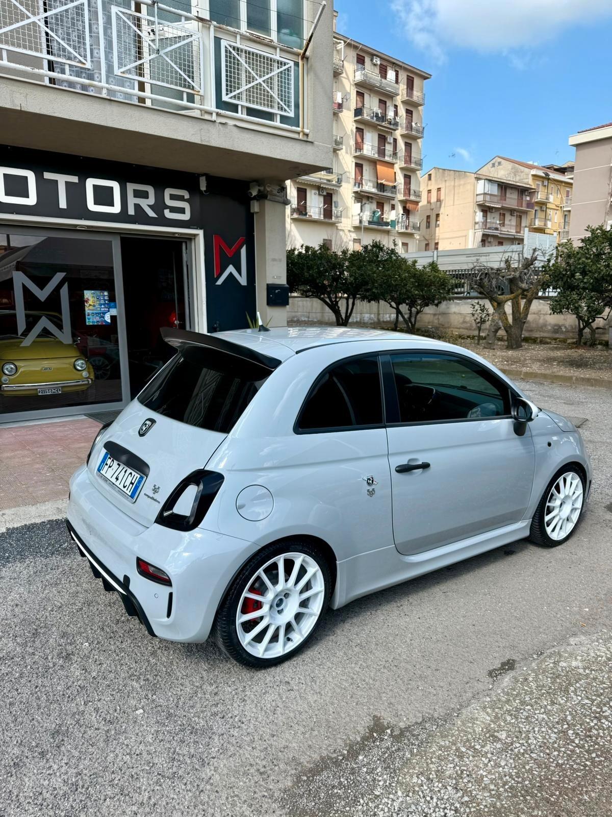 Abarth 595 1.4 Turbo T-Jet 180 CV Competizione